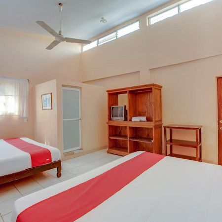 OYO Hotel Casa Ada Zihuatanejo Bagian luar foto