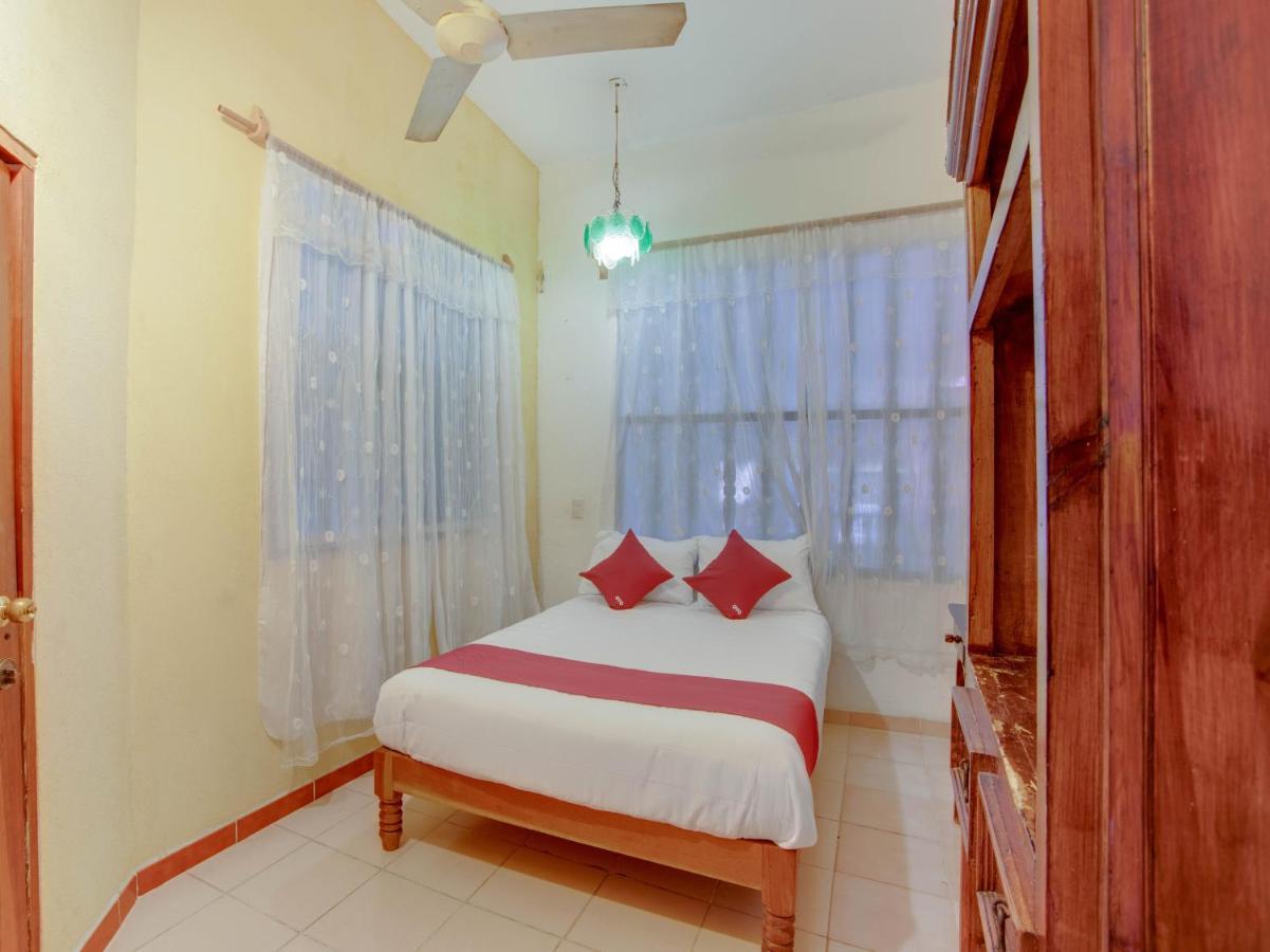 OYO Hotel Casa Ada Zihuatanejo Bagian luar foto